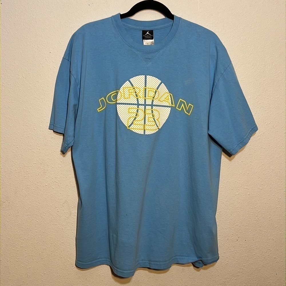Michael Jordan Mens Basketball Tee Size XL